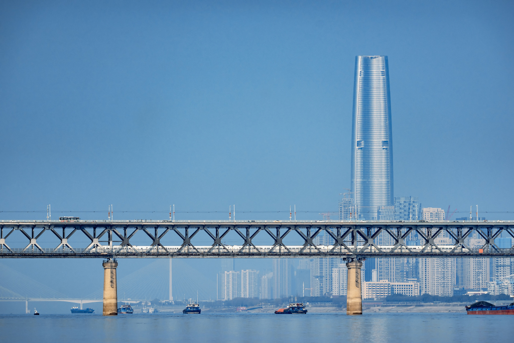 湖北网站优化渠道有哪些_湖北千亿级产业_湖北支柱产业万亿级